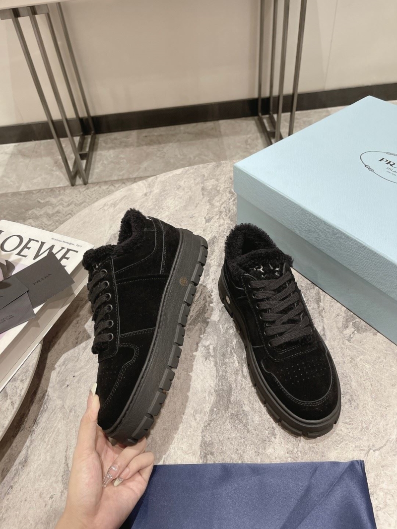 Pra*a sneakers